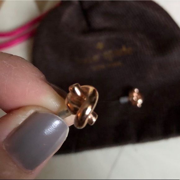 Kate Spade ♠️ Sailor knot earrings in rose gold - Picture 5 of 5